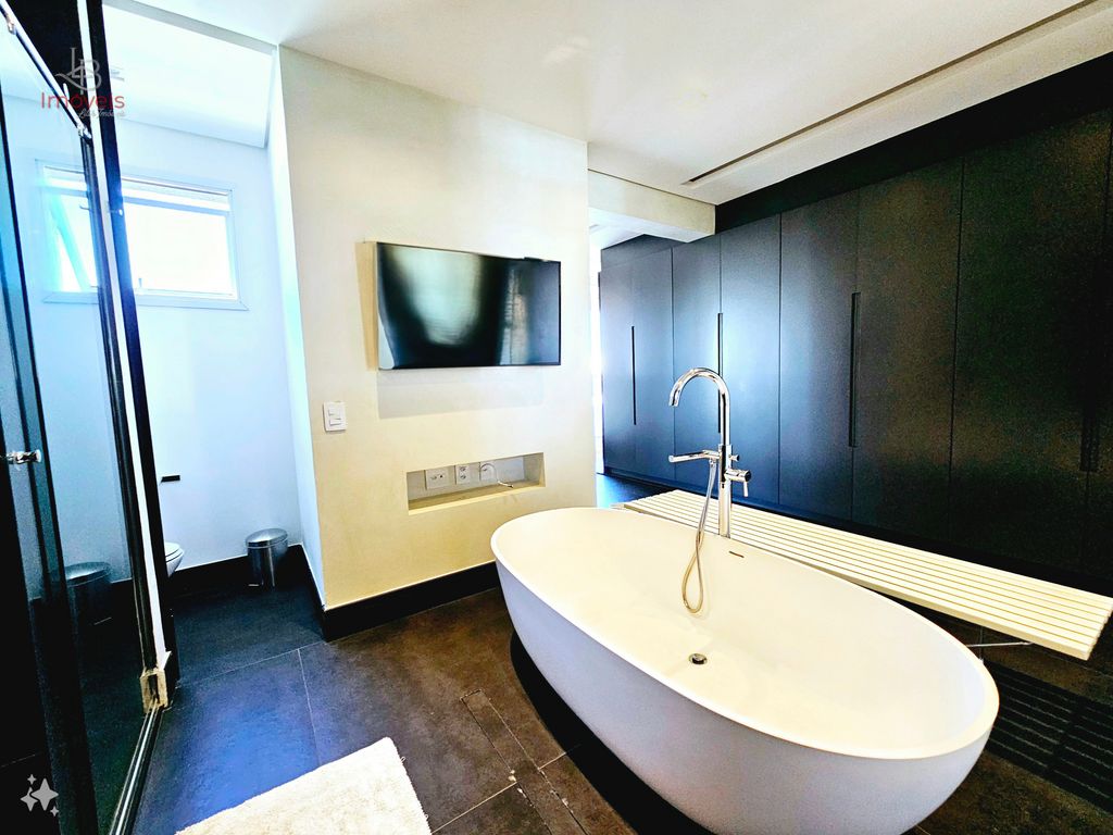 Cobertura, 3 quartos, 230 m² - Foto 30