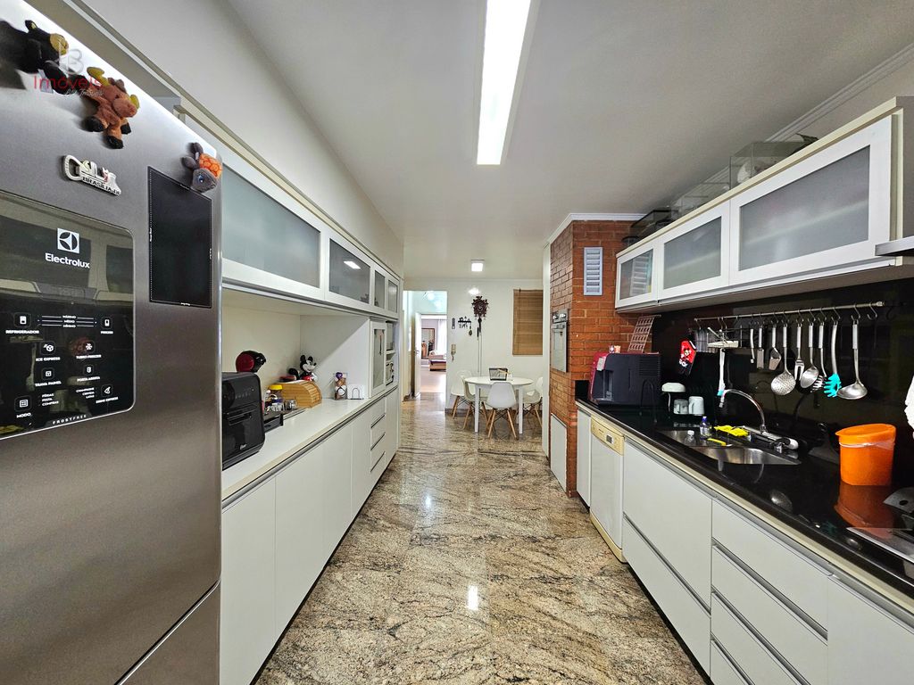 Apartamento, 3 quartos, 187 m² - Foto 15