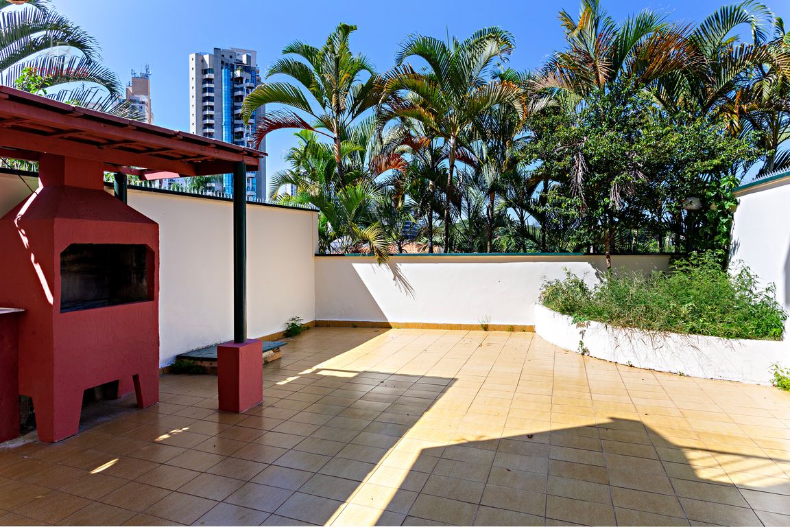 Sobrado, 3 quartos, 215 m² - Foto 1