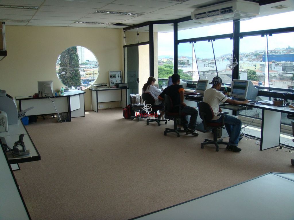 Prédio Inteiro, 750 m² - Foto 1