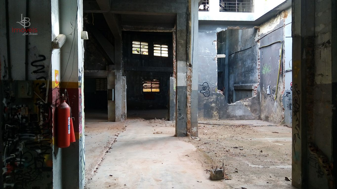 Loteamento e Condomínio, 1200 m² - Foto 6