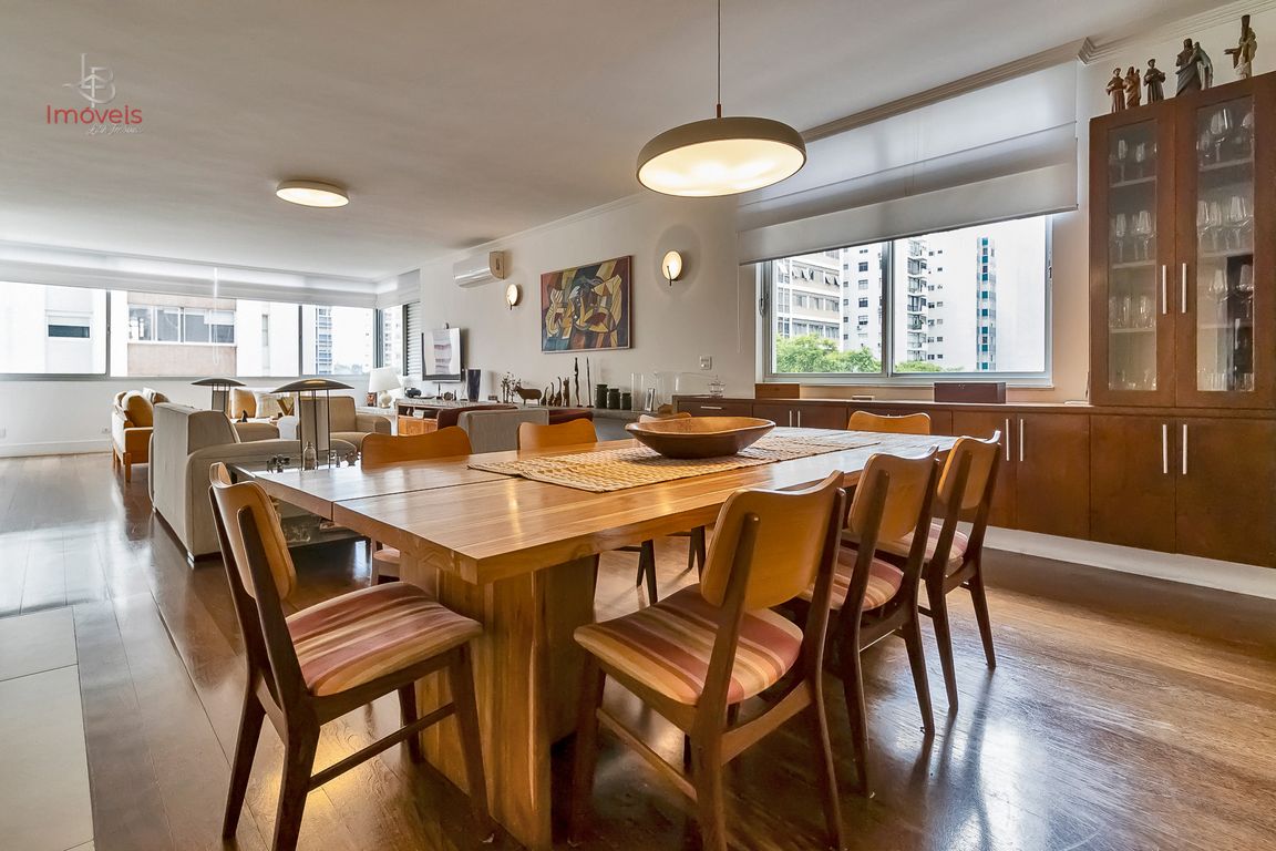 Apartamento, 3 quartos, 270 m² - Foto 2