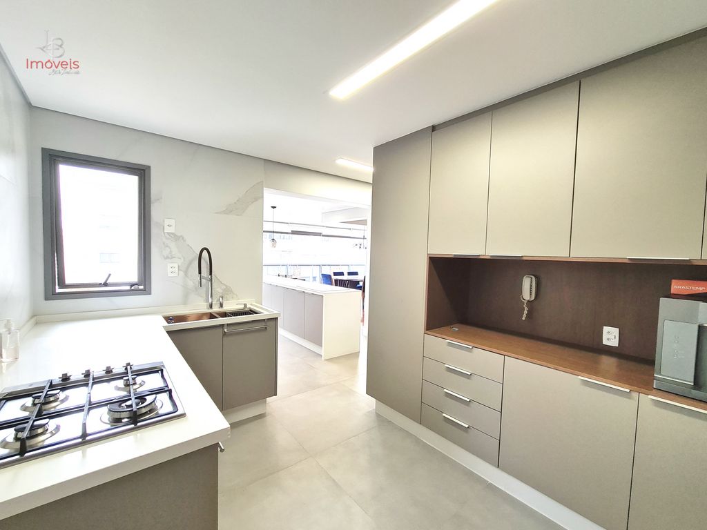 Apartamento, 3 quartos, 192 m² - Foto 11