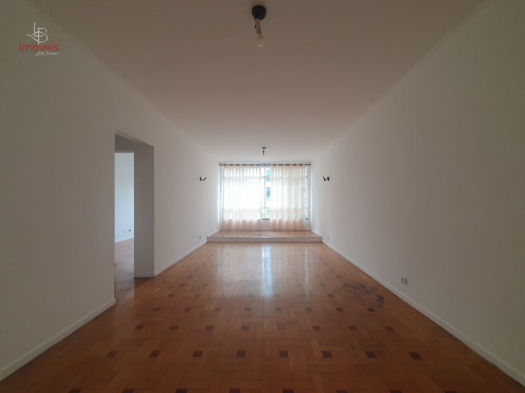 Apartamento, 3 quartos, 136 m² - Foto 1