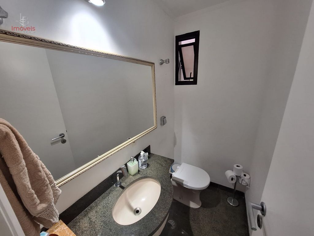 Apartamento, 3 quartos, 204 m² - Foto 5