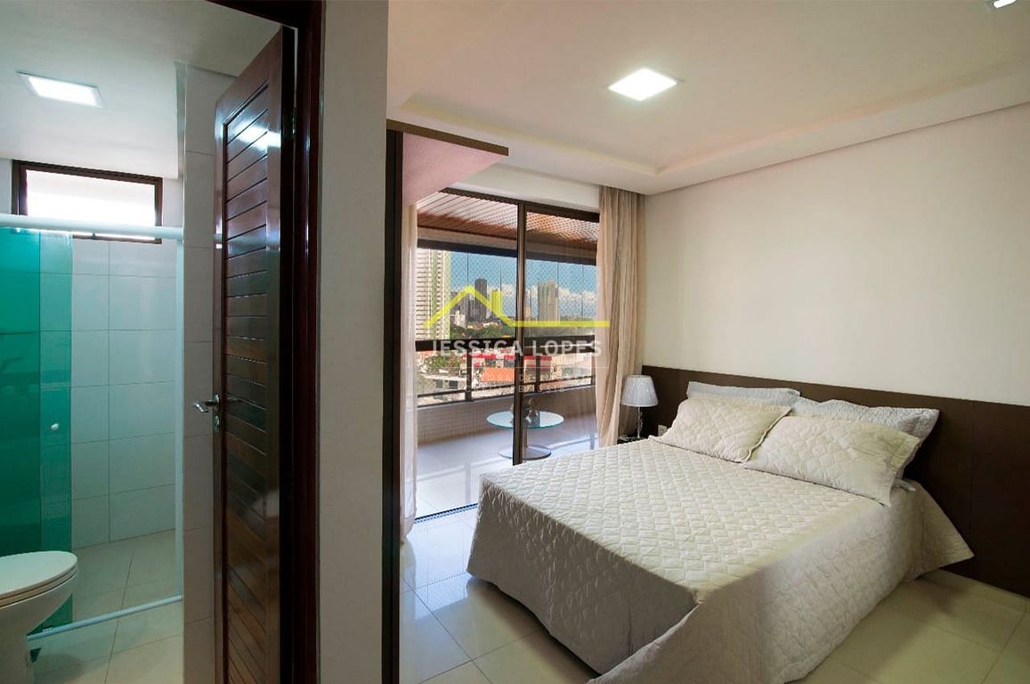 Apartamento à venda com 4 quartos, 207m² - Foto 2