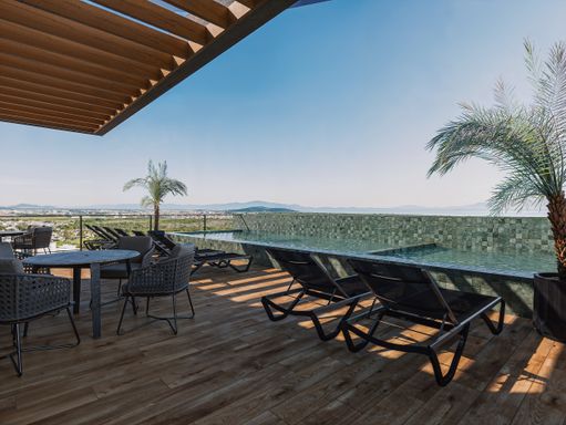 Piscina com vista panorâmica