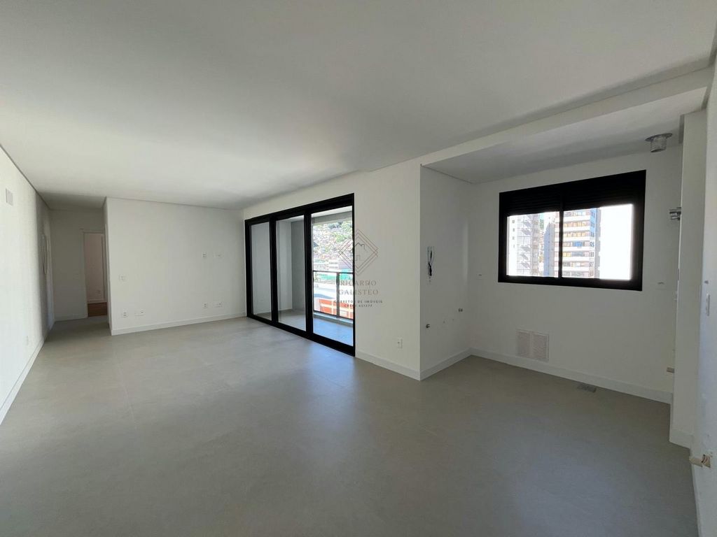 Apartamento, 2 quartos, 92 m² - Foto 1