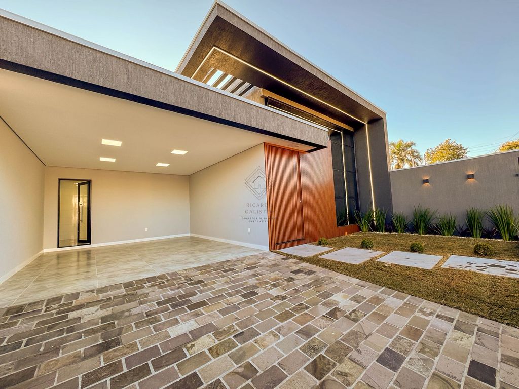 Casa, 3 quartos, 195 m² - Foto 1