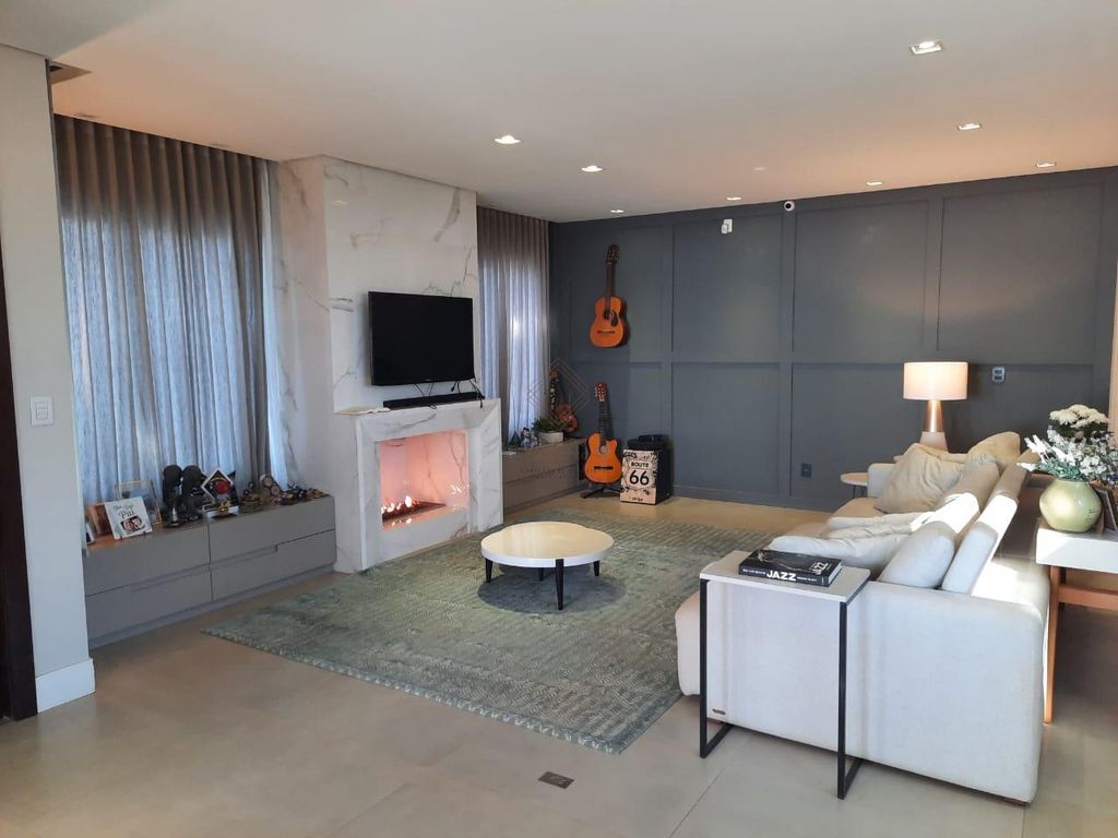 Casa, 3 quartos, 250 m² - Foto 2