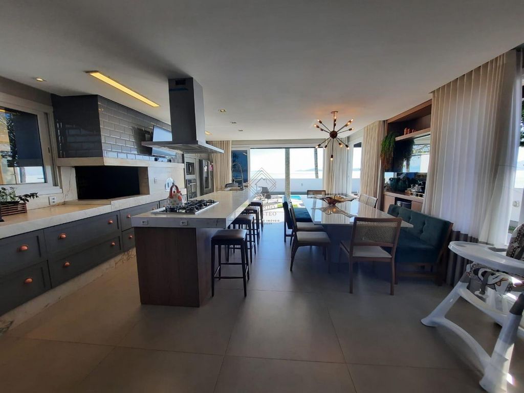 Casa, 3 quartos, 250 m² - Foto 7