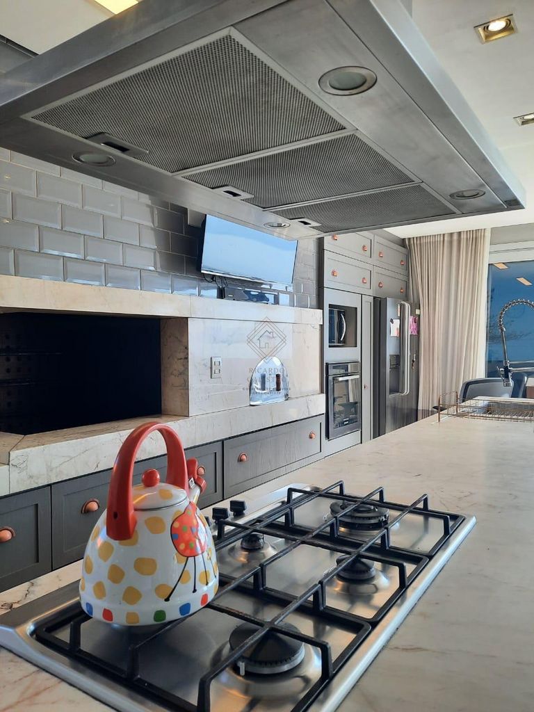 Casa, 3 quartos, 250 m² - Foto 11