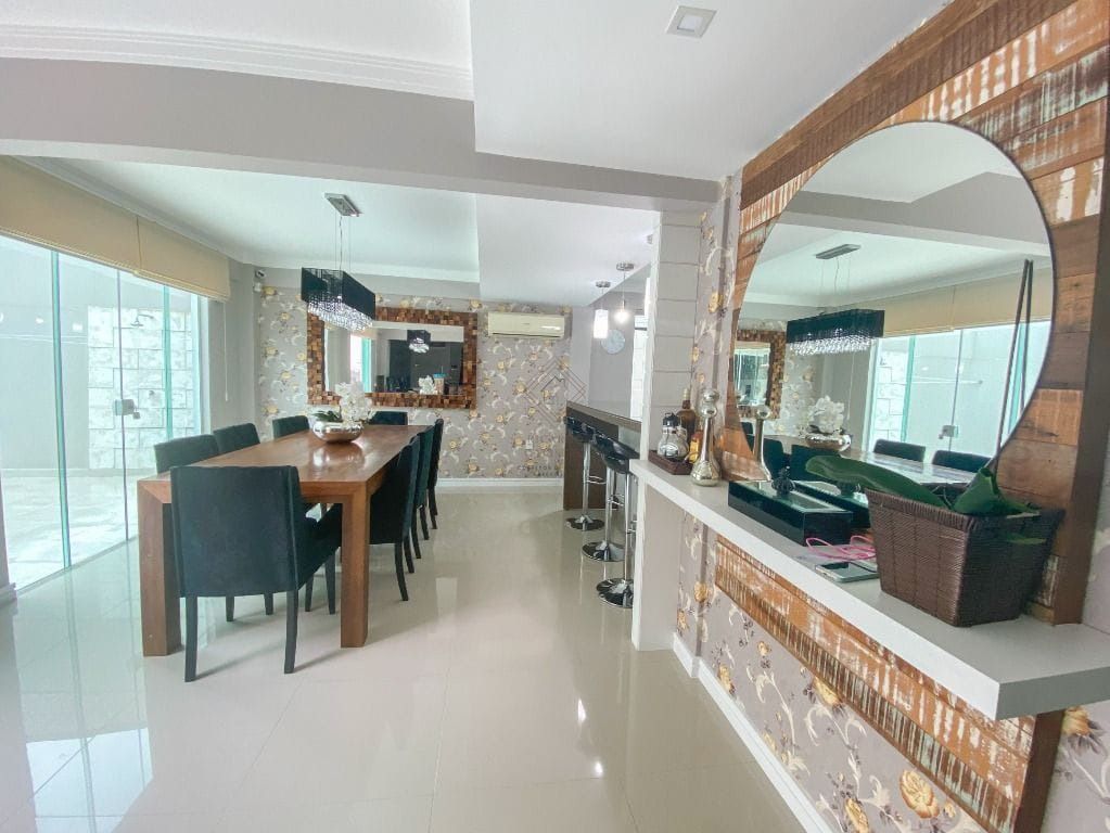 Casa, 4 quartos, 170 m² - Foto 4