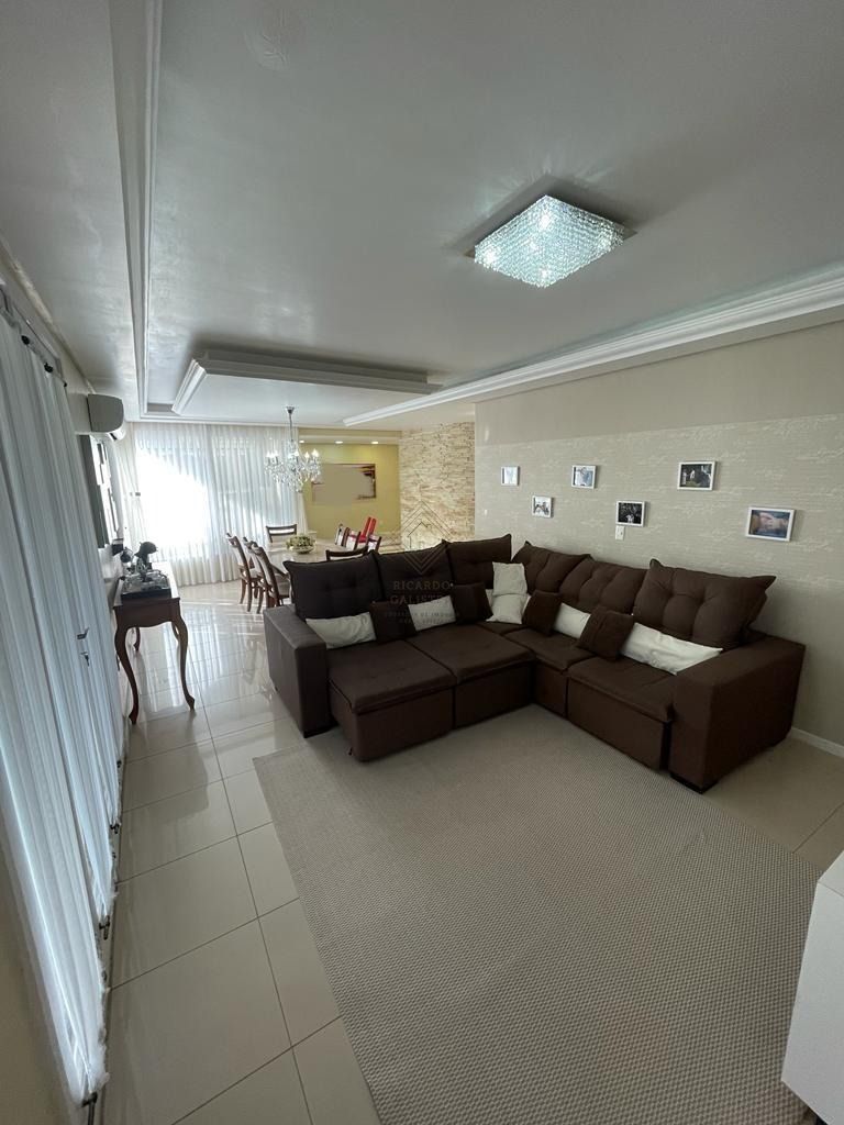 Cobertura, 3 quartos, 245 m² - Foto 4