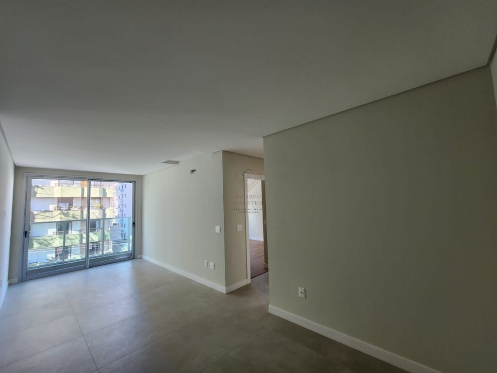Apartamento, 2 quartos, 76 m² - Foto 1