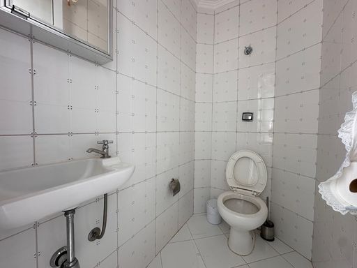 Banheiro de serviço