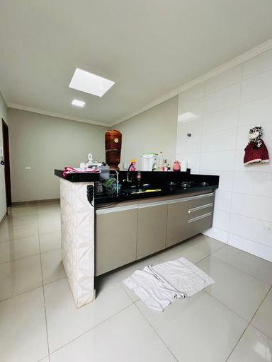 Cozinha com armário embutido