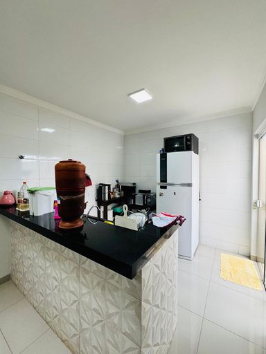 Cozinha com armário embutido