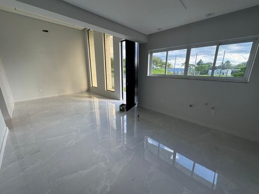 Cozinha integrada com a sala de estar.