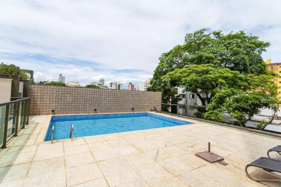 Área da Piscina
