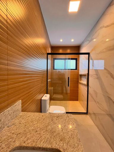 Suite 1