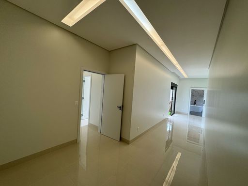 Bastante espaçosa