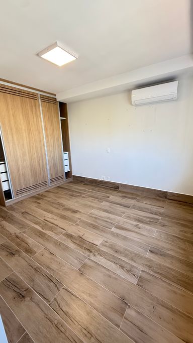 Suíte 3 com armário planejados  e ar condicionado