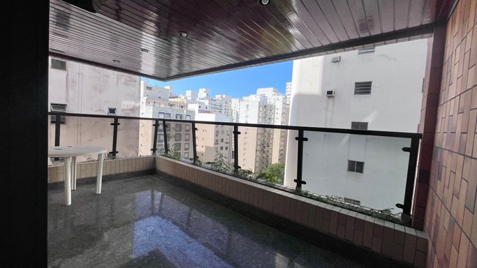 varanda esclusiva dos quartos