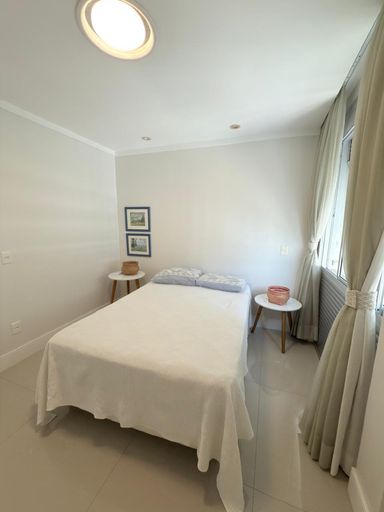 Quarto 2 - com armários embutidos e climatizado