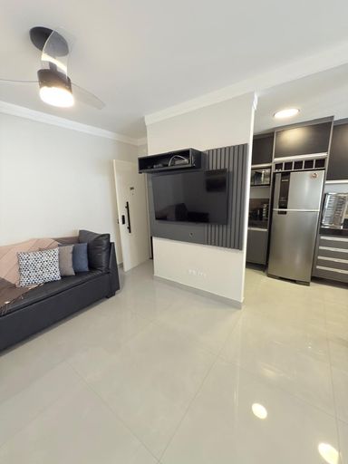 Ambientes integrados, sala de estar e jantar