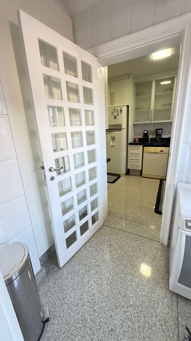 Saida da lavanderia para a cozinha