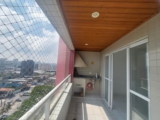 sacada com churrasqueira