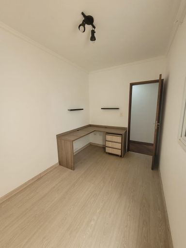 3° dormitório (da pra fazer escritório)