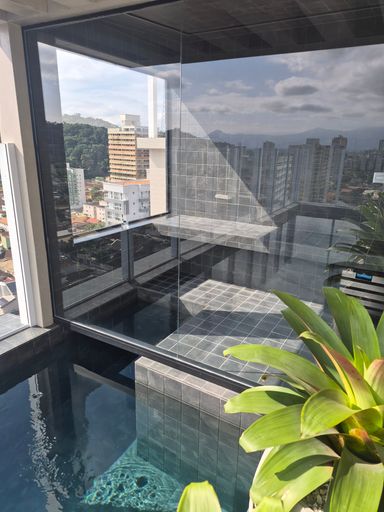 Sauna integrada com a piscina