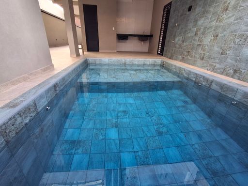 Piscina 01