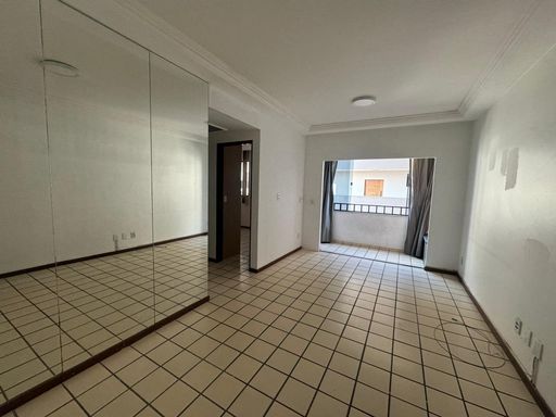 Sala de jantar/ estar e varanda