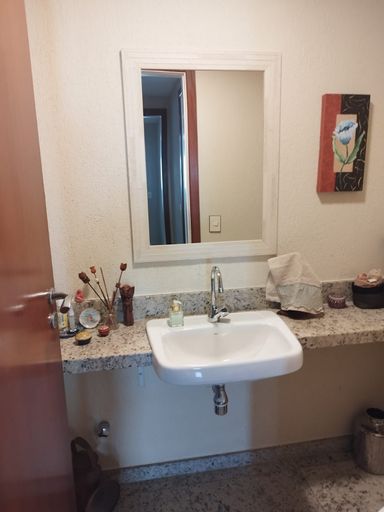 Banheiro da suíte (quarto 4)