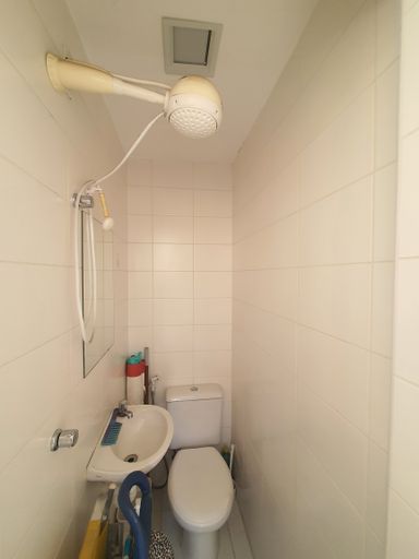 Banheiro de serviço