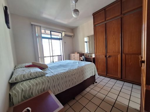 Quarto 2 (suíte)