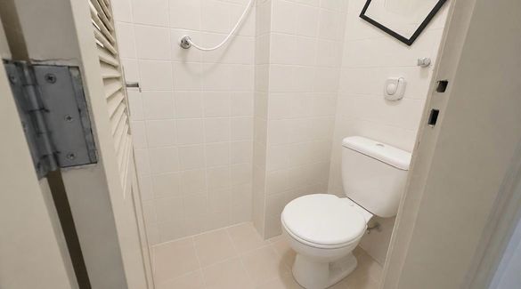 Banheiro de serviço