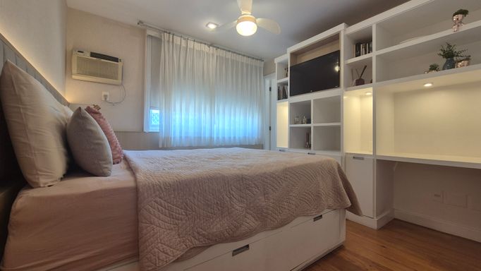 Quarto 2 (suite master)