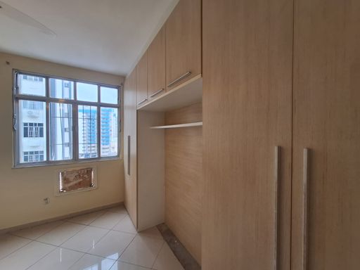Quarto 2 (suíte)