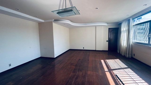Sala com 2 ambientes