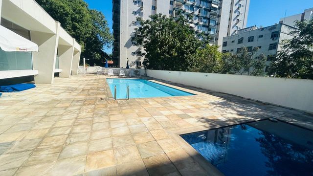 Piscina adulto e piscina infantil