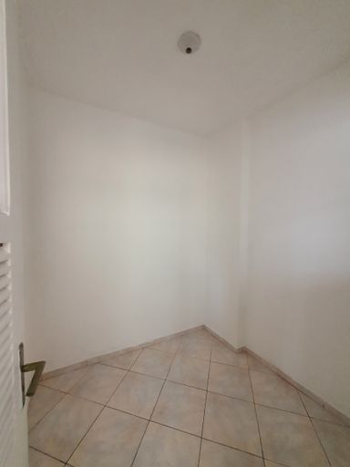 Quarto multiuso