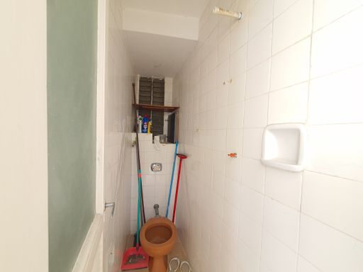 Banheiro de serviço