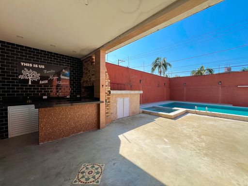 Espaço Gourmet com Piscina