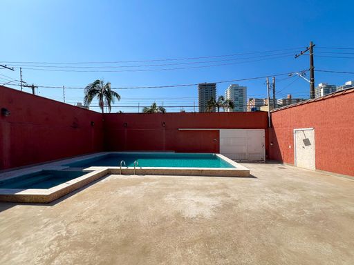 Espaço Gourmet com Piscina