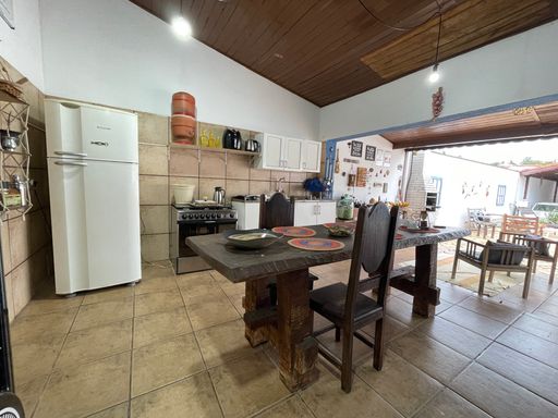 Edícula com Cozinha