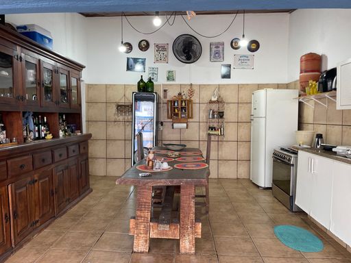 Edícula com Cozinha